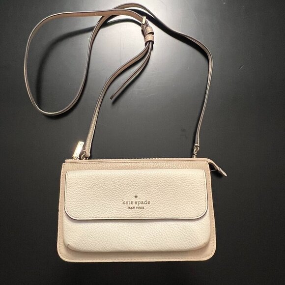 kate spade Handbags - Kate Spade Leila Small Flap Crossbody Bag Light Sand Two-toned Leather Purse EUC